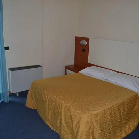 Santa Chiara Hotel 3*