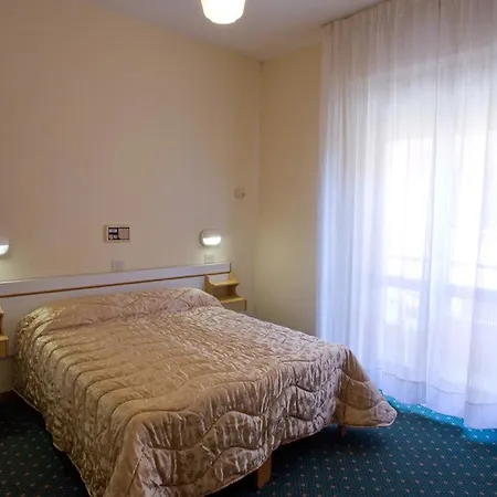 Santa Chiara Hotel 3*